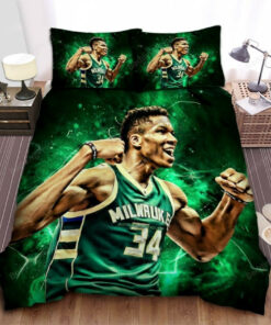 Milwaukee Bucks Giannis Antetokounmpo Showing Muscles Photo Bed Sheet Duvet Cover Bedding Sets