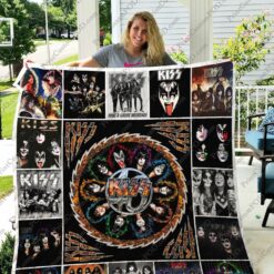 Mofi Kiss Quilt Blanket For Fans